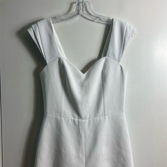 Alice + Olivia Iman Cap-Sleeve Sweetheart Romper White Bridal Size 4 - Picture 3 of 13